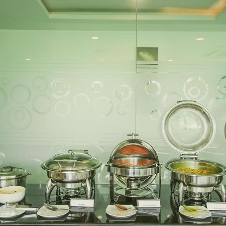 Hotel White Pearl Residency Puducherry Exterior foto